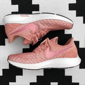 🌟BRAND NEW🌟 NIKE AIR ZOOM PEGASUS 35 IN RUST PINK